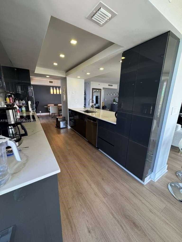 Small Image of 4000 TOWERSIDE TER #1901, Miami Number 6