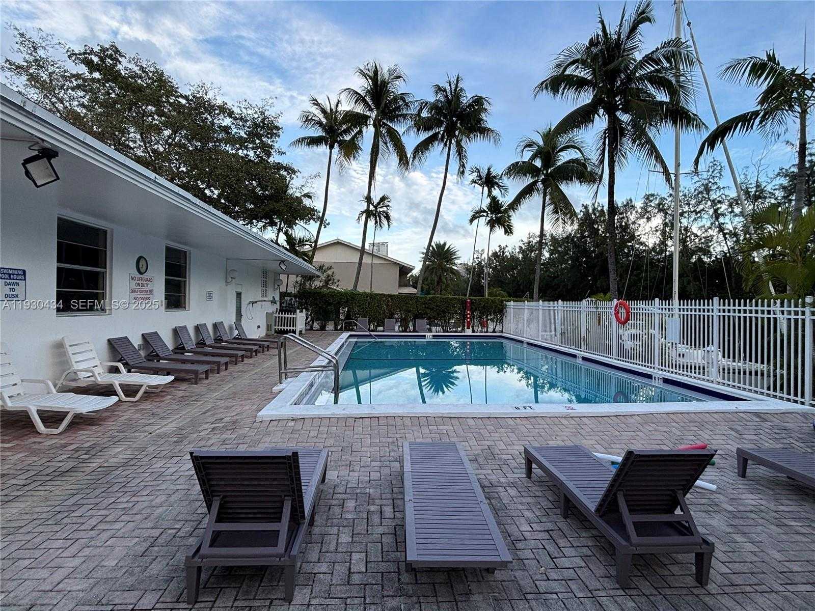 Small Image of 3660 NORTH EAST 166TH ST #506, North Miami Beach Number 28