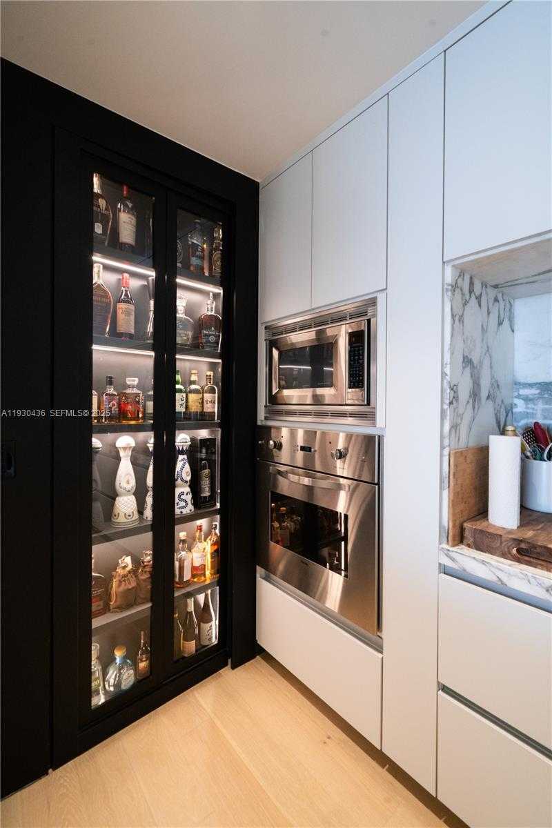 Small Image of 1425 BRICKELL AVE #57A, Miami Number 19