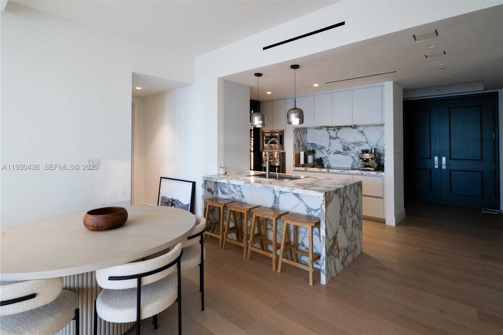 Small Image of 1425 BRICKELL AVE #57A, Miami Number 5