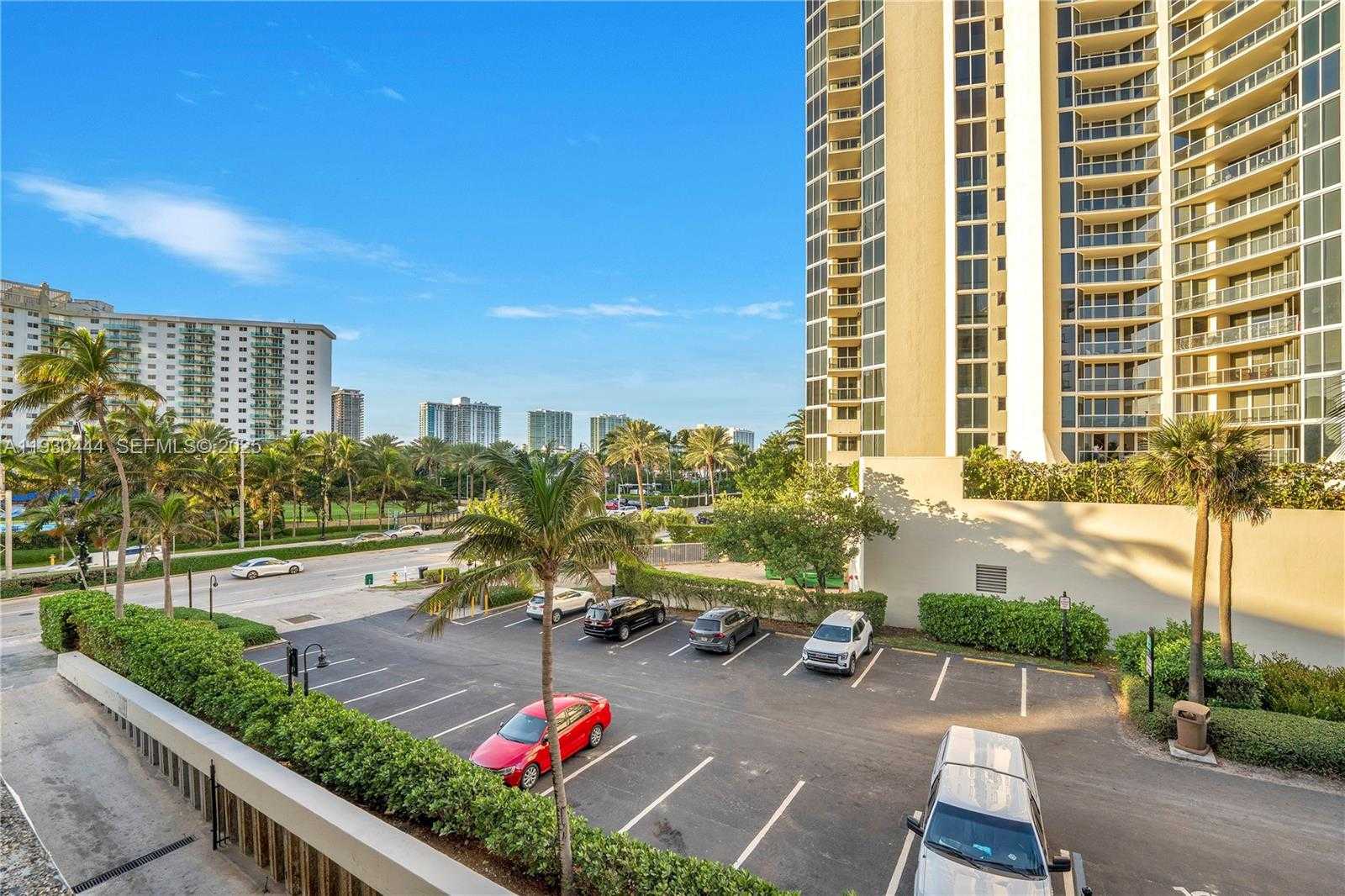 Small Image of 19201 COLLINS AVE #124, Sunny Isles Beach Number 18