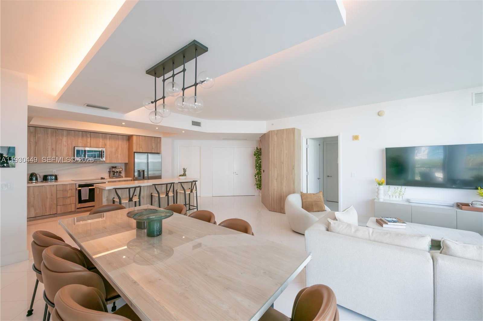 Small Image of 3131 NORTH EAST 188TH ST #2-605, Aventura Number 14