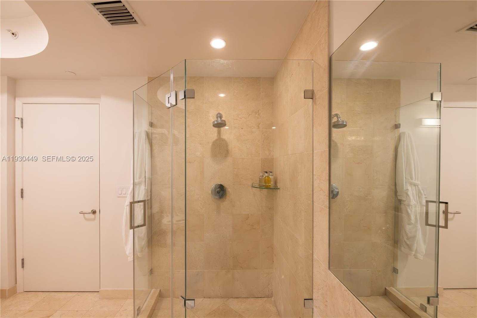 Small Image of 3131 NORTH EAST 188TH ST #2-605, Aventura Number 29