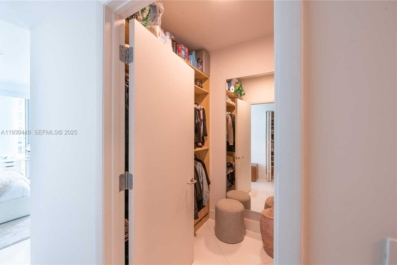 Small Image of 3131 NORTH EAST 188TH ST #2-605, Aventura Number 32