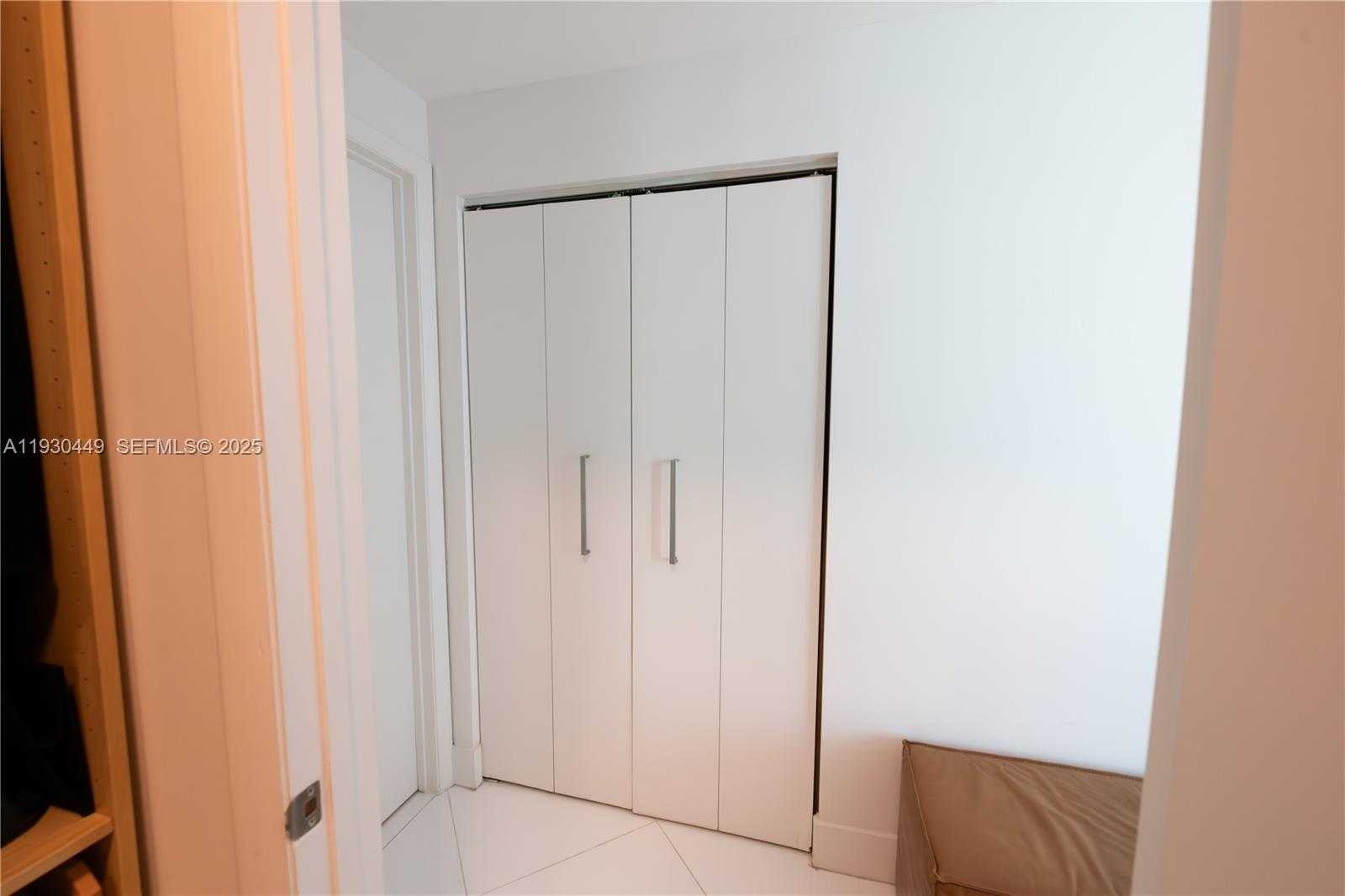 Small Image of 3131 NORTH EAST 188TH ST #2-605, Aventura Number 33