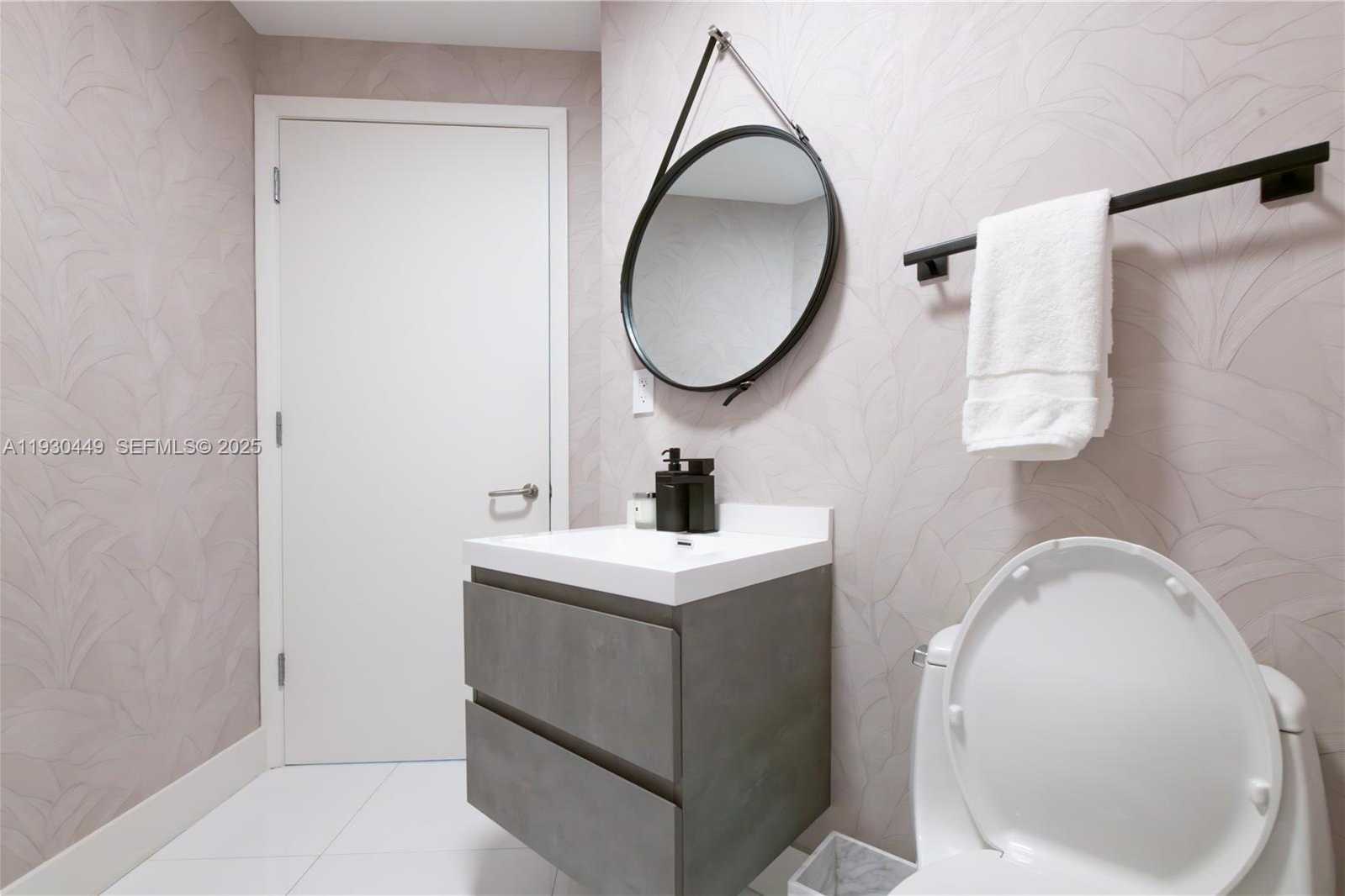 Small Image of 3131 NORTH EAST 188TH ST #2-605, Aventura Number 35