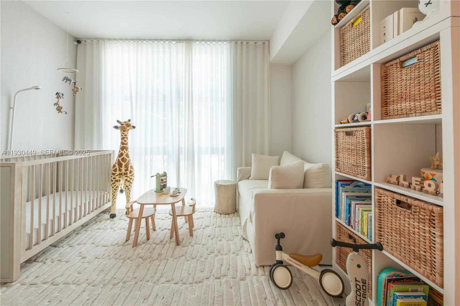 Small Image of 3131 NORTH EAST 188TH ST #2-605, Aventura Number 39