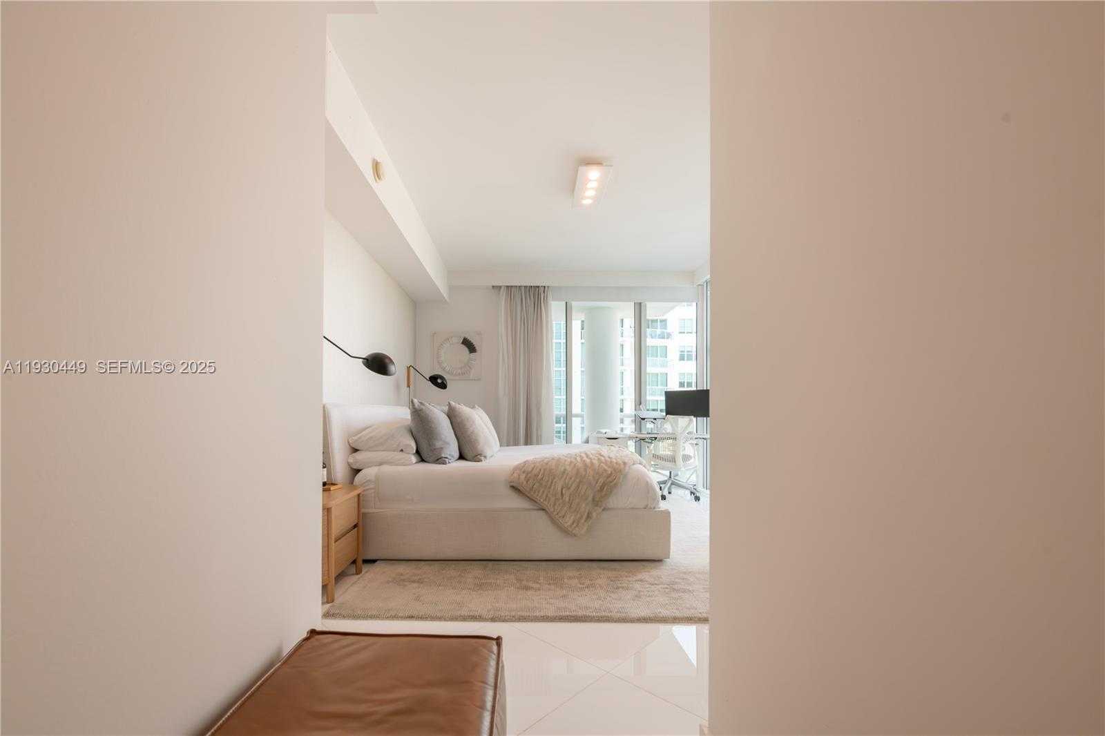Small Image of 3131 NORTH EAST 188TH ST #2-605, Aventura Number 8