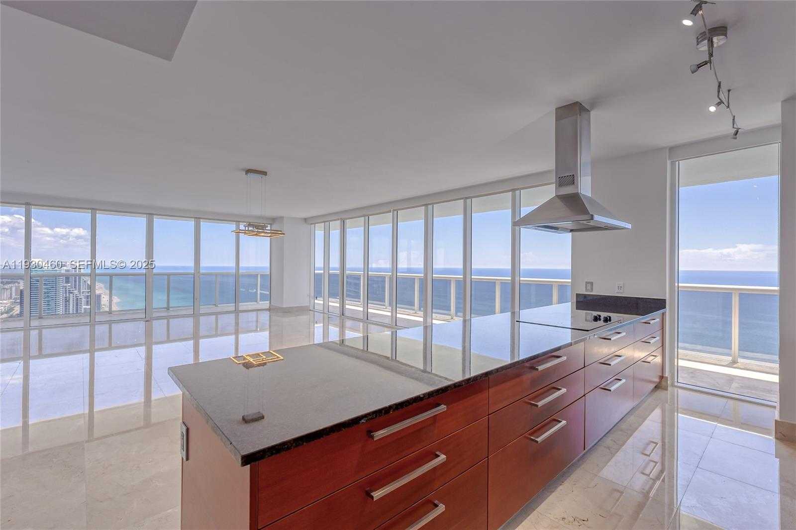 Small Image of 1830 SOUTH OCEAN DR #4601, Hallandale Beach Number 11