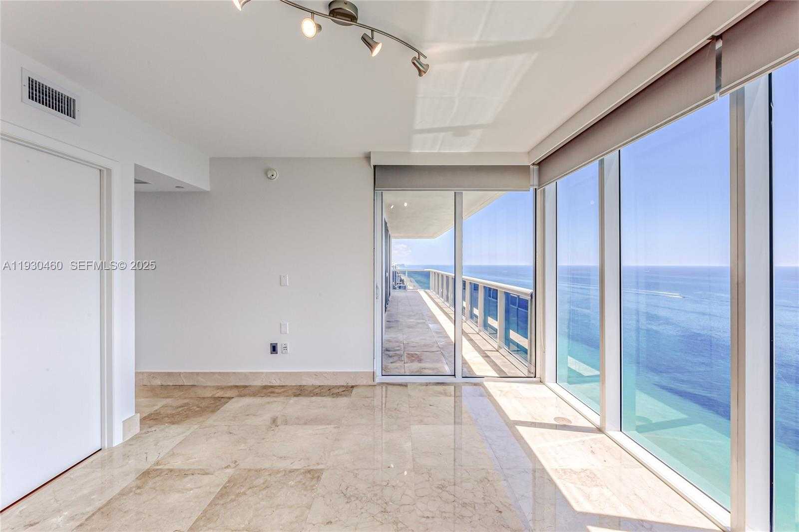 Small Image of 1830 SOUTH OCEAN DR #4601, Hallandale Beach Number 22