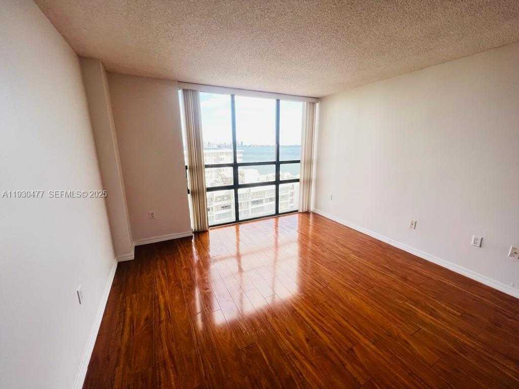 Small Image of 1450 BRICKELL BAY DR #1606, Miami Number 16