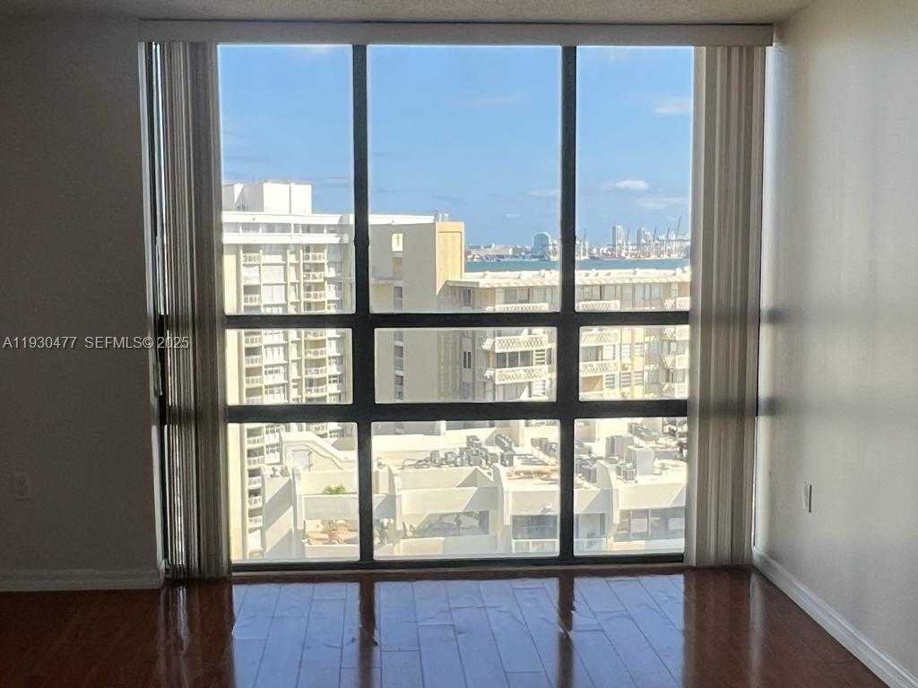 Small Image of 1450 BRICKELL BAY DR #1606, Miami Number 24