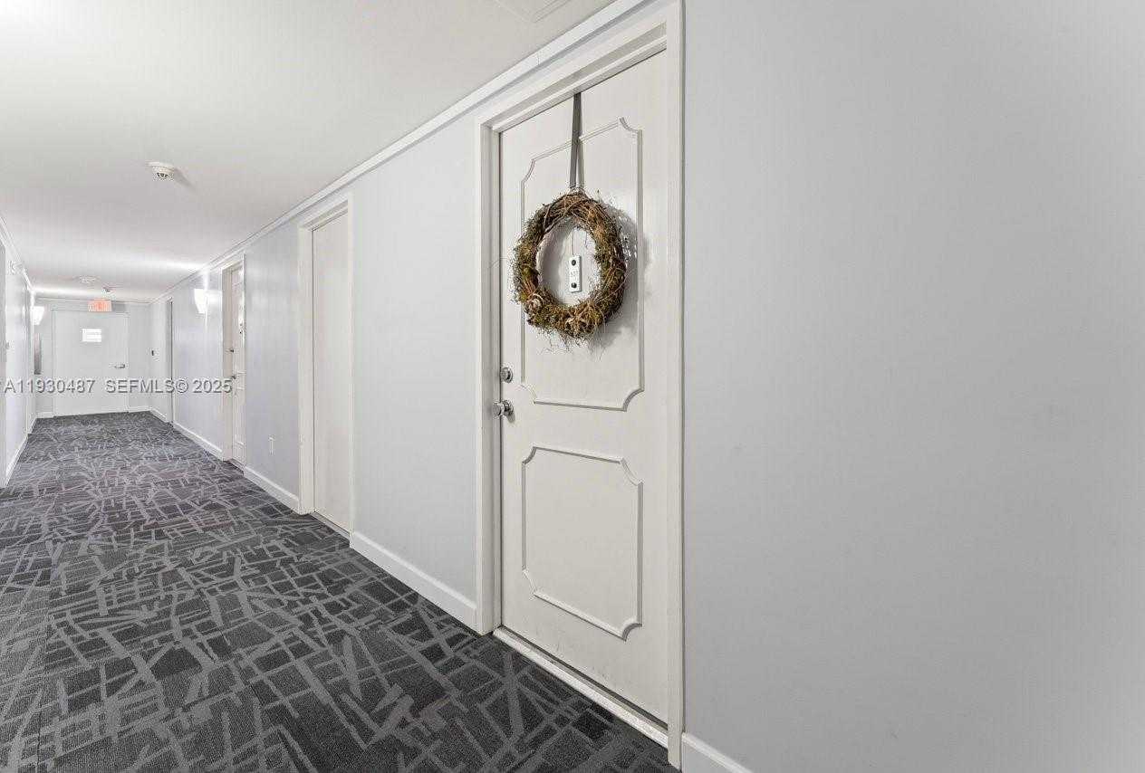 Small Image of 1450 LINCOLN RD #307, Miami Beach Number 13