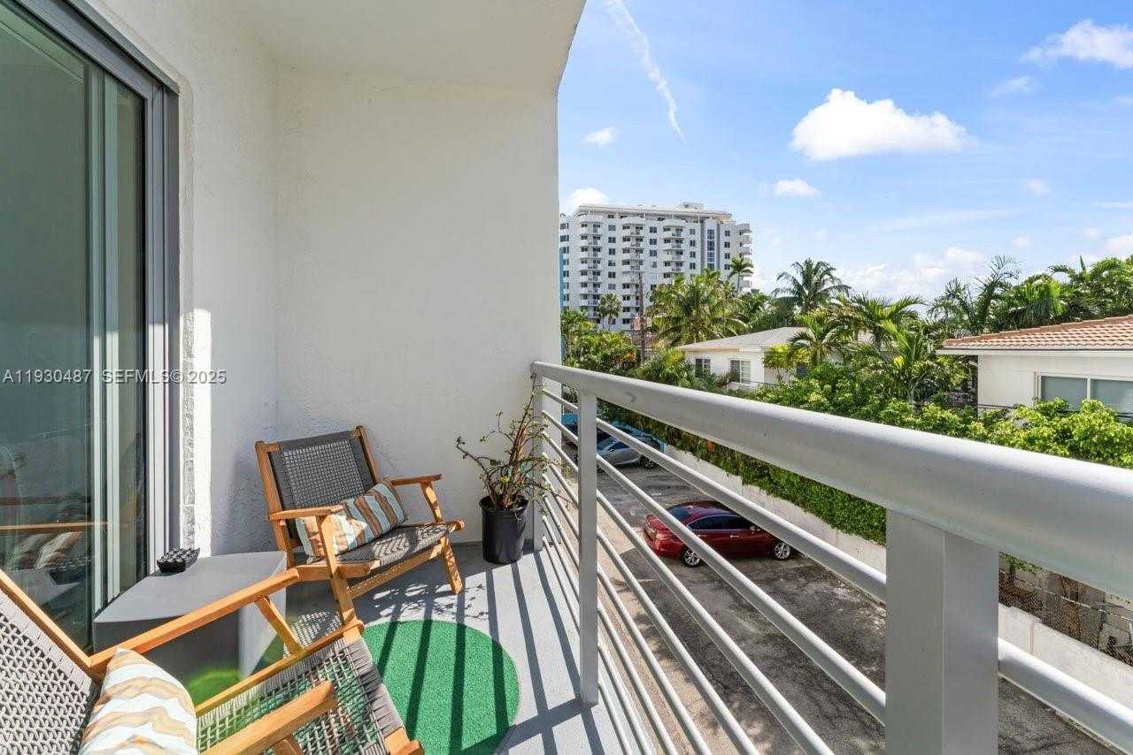 Small Image of 1450 LINCOLN RD #307, Miami Beach Number 14