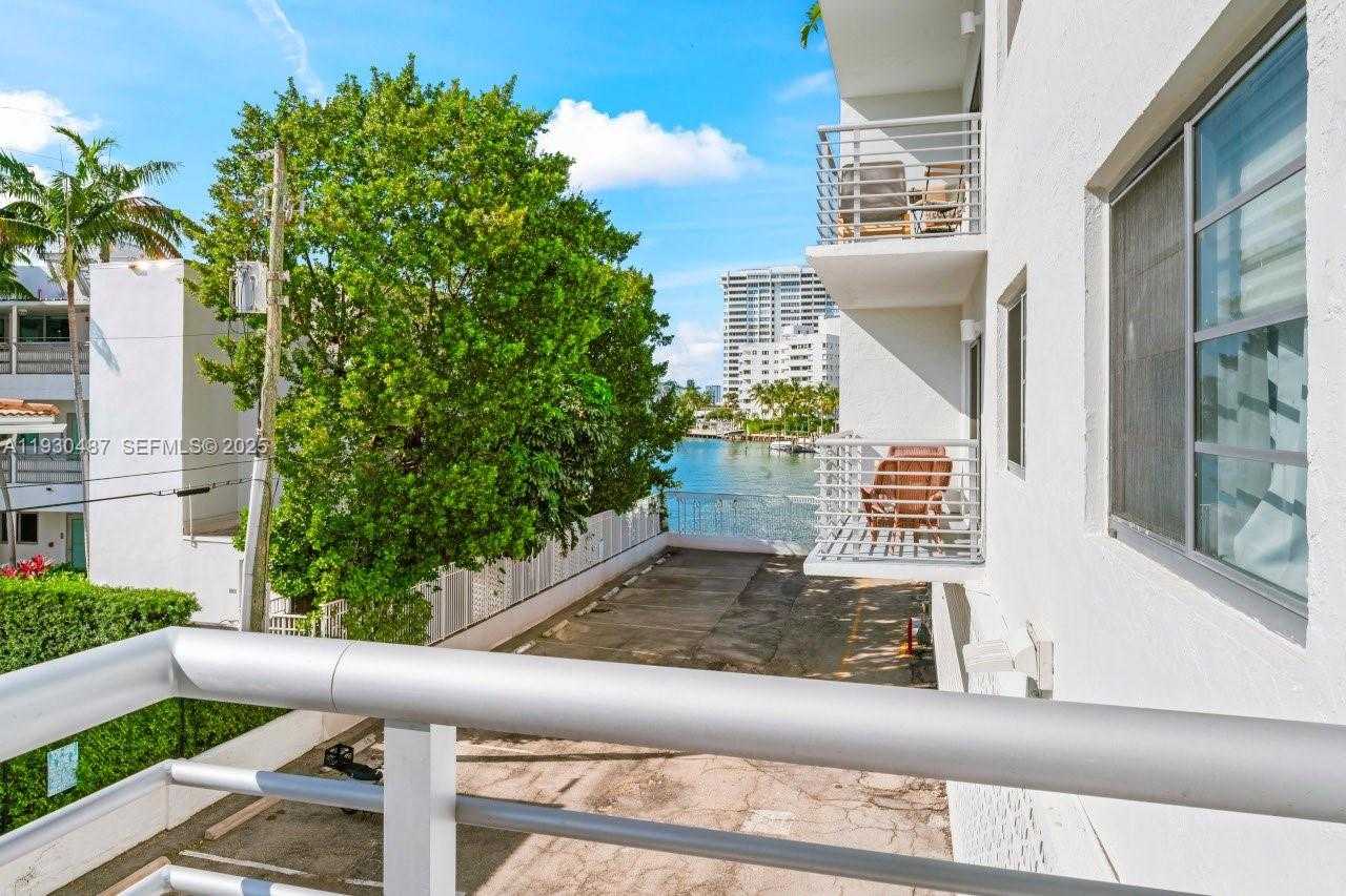 Small Image of 1450 LINCOLN RD #307, Miami Beach Number 15