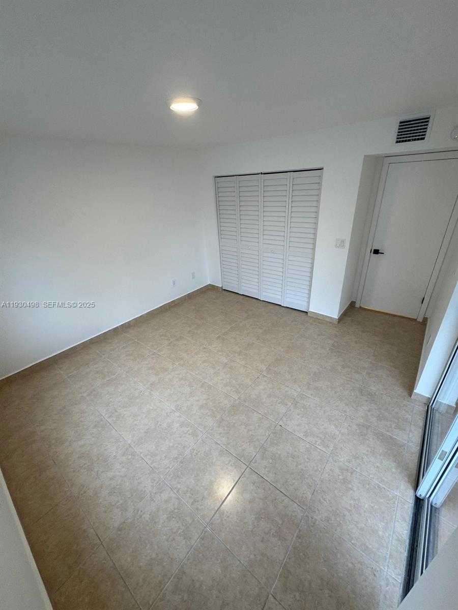 Small Image of 18870 NORTH WEST 57TH AVE #204, Hialeah Number 9