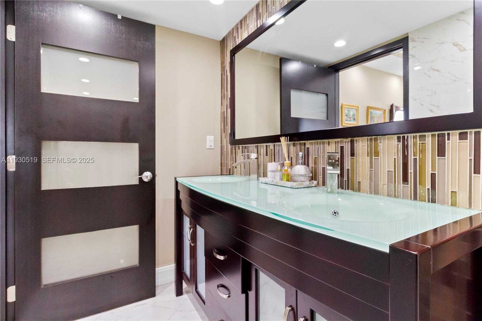 Small Image of 1880 SOUTH OCEAN DR #TS106, Hallandale Beach Number 15