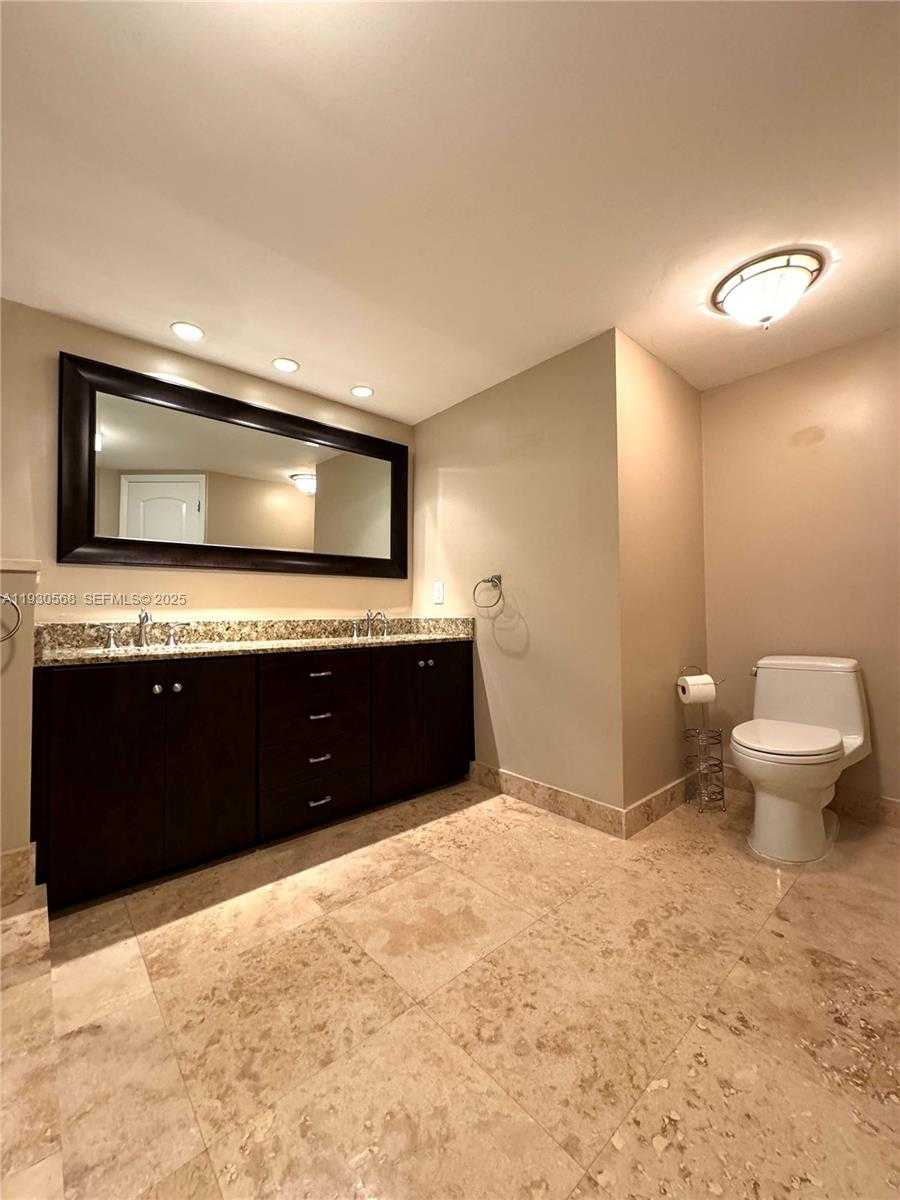 Small Image of 2100 SOUTH OCEAN #2308, Fort Lauderdale Number 9