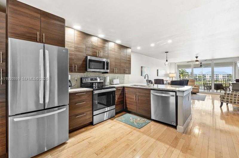 Small Image of 353 SOUTH US HIGHWAY 1 #C404, Jupiter Number 8