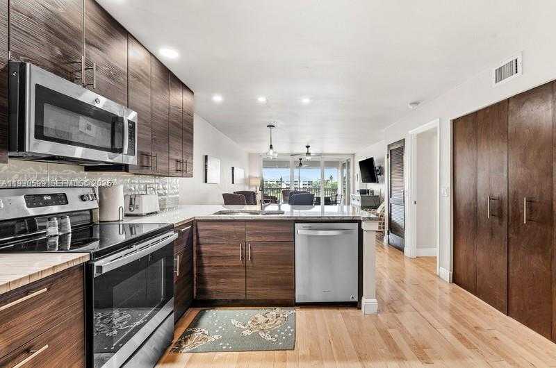 Small Image of 353 SOUTH US HIGHWAY 1 #C404, Jupiter Number 9