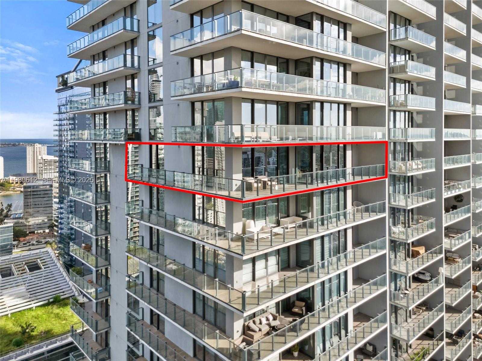 Small Image of 88 SOUTH WEST 7TH ST #3212, Miami Number 11