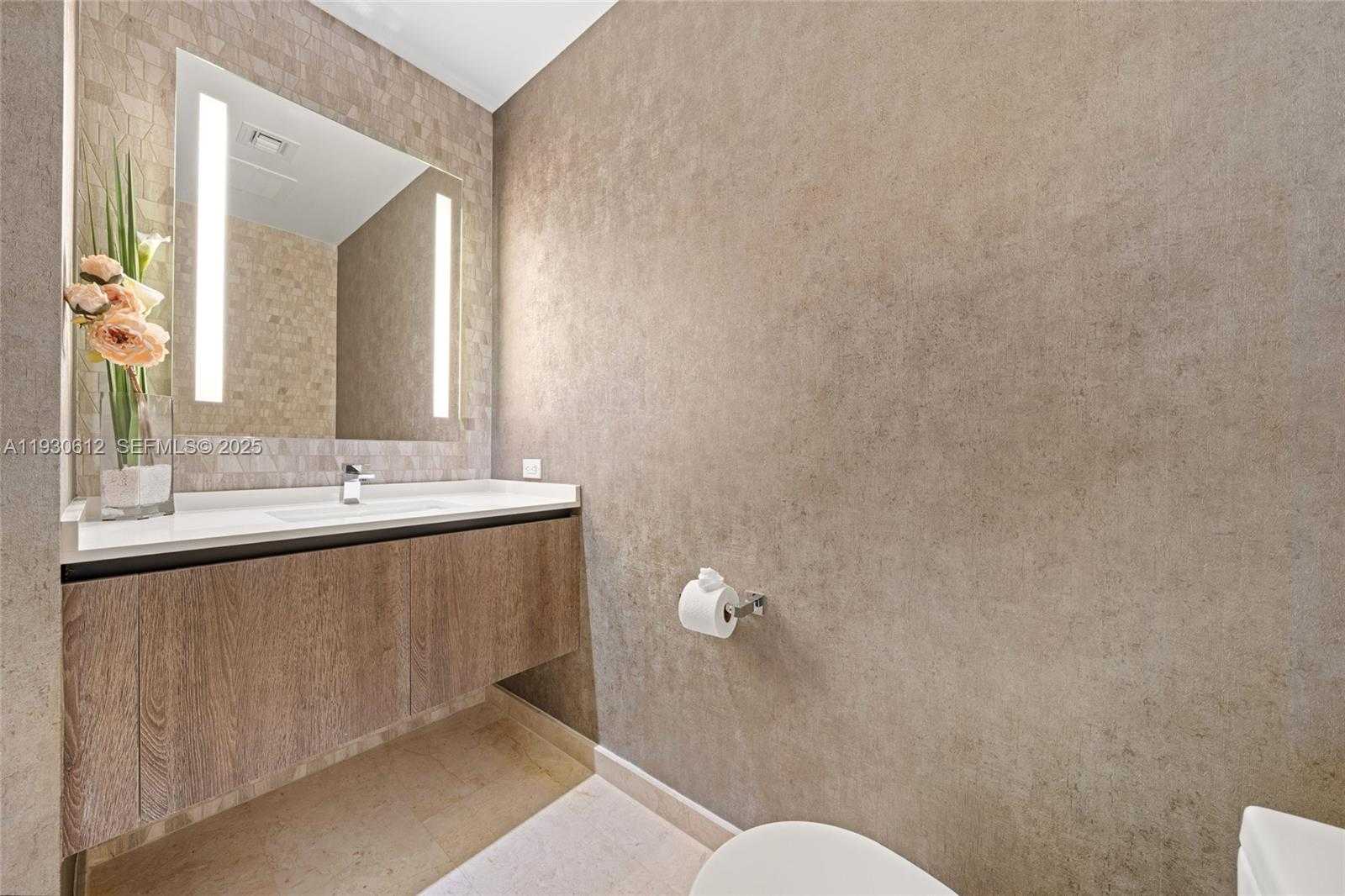 Small Image of 88 SOUTH WEST 7TH ST #3212, Miami Number 16