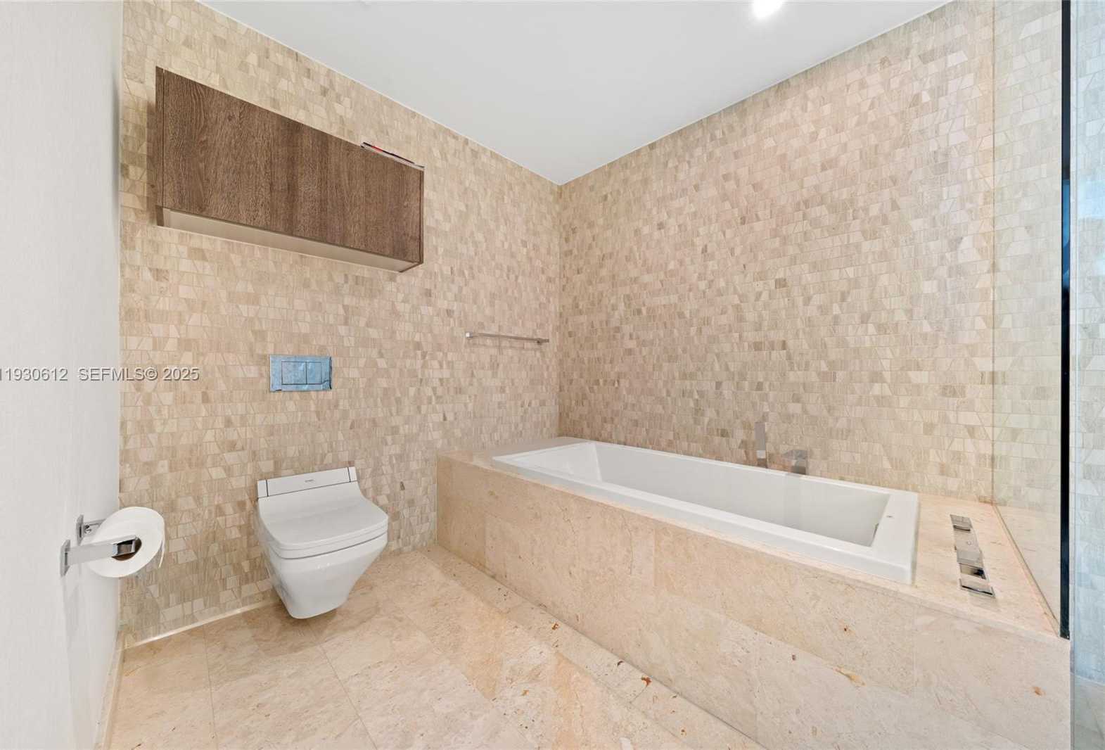 Small Image of 88 SOUTH WEST 7TH ST #3212, Miami Number 26