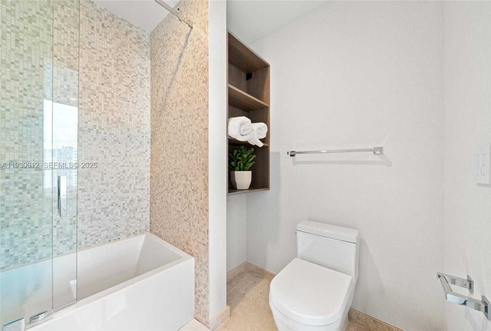 Small Image of 88 SOUTH WEST 7TH ST #3212, Miami Number 30