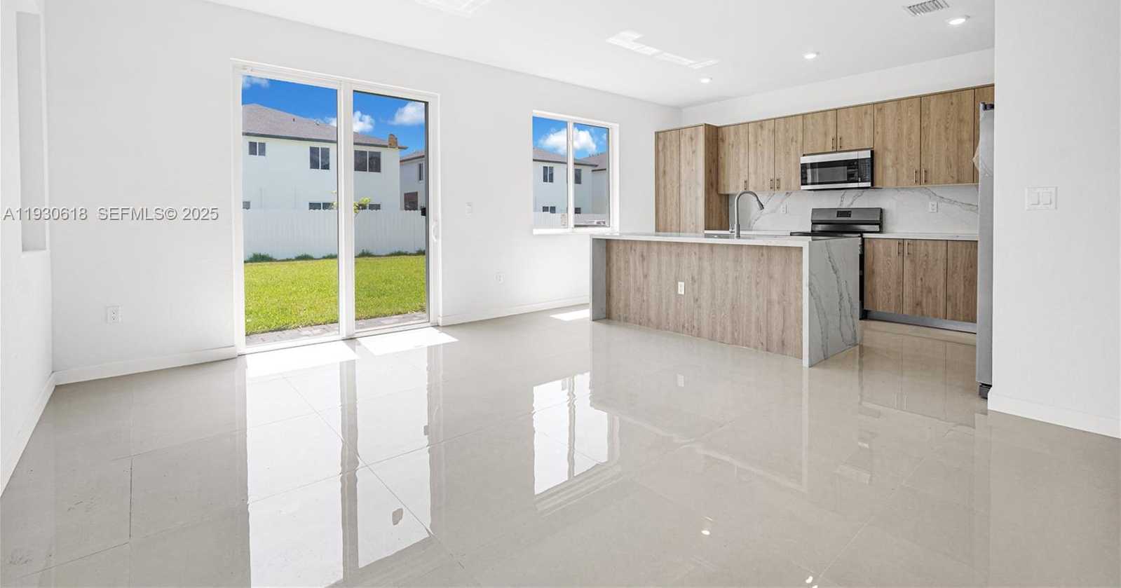 Small Image of 22505 SOUTH WEST 125TH AVE #15A, Miami Number 13
