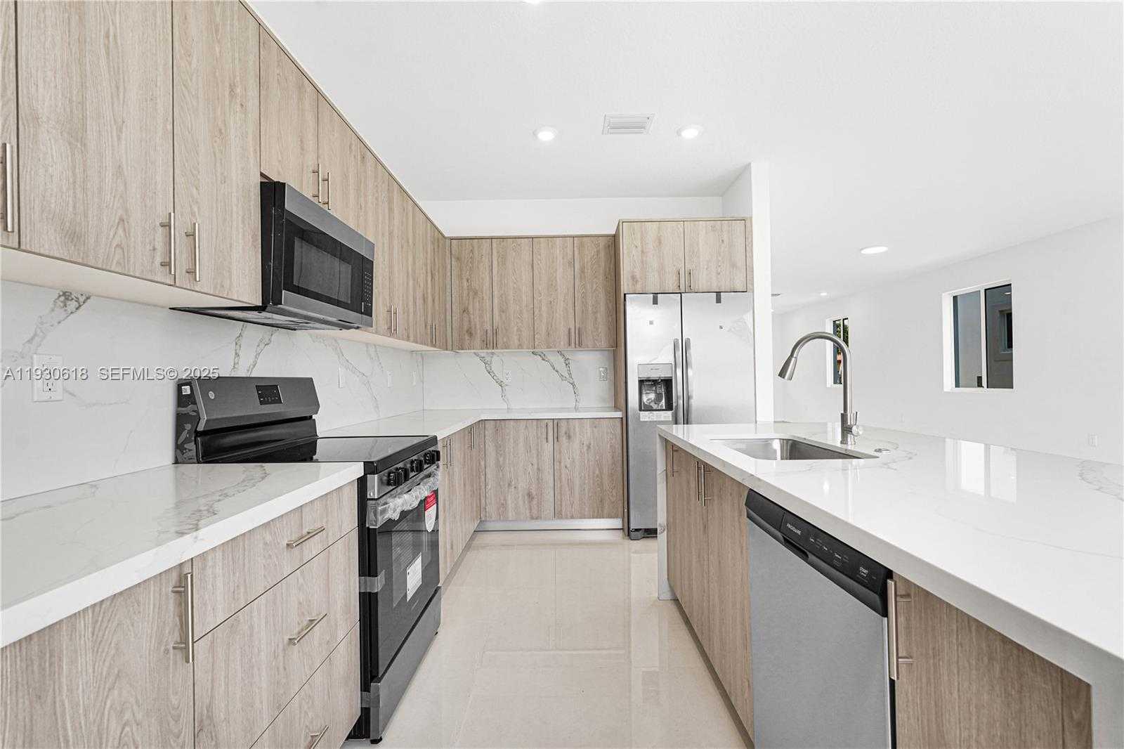 Small Image of 22505 SOUTH WEST 125TH AVE #15A, Miami Number 21