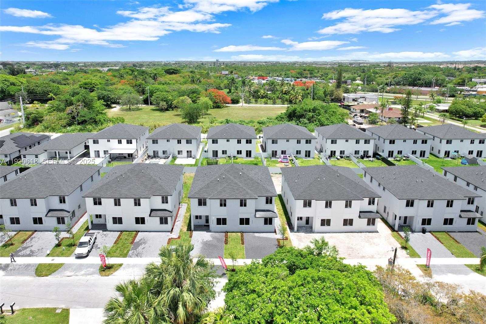 Small Image of 22505 SOUTH WEST 125TH AVE #15A, Miami Number 3