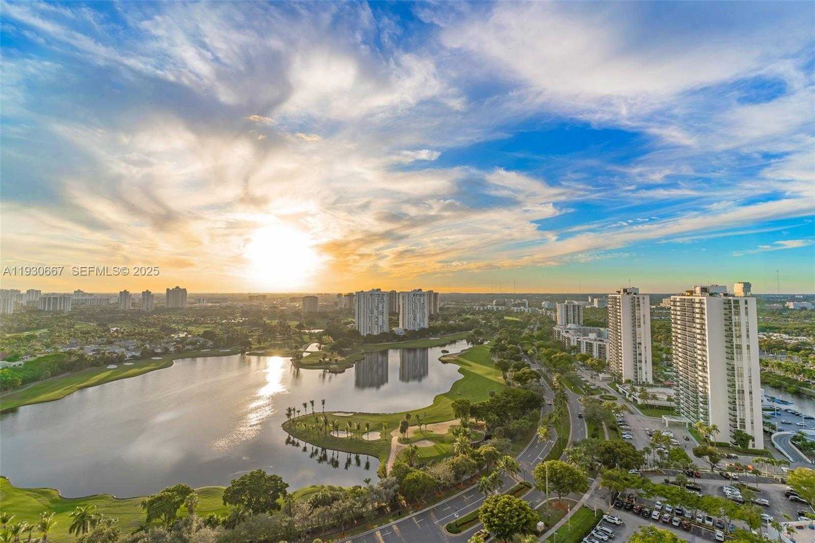 Small Image of 20281 EAST COUNTRY CLUB DR #TW7, Aventura Number 1