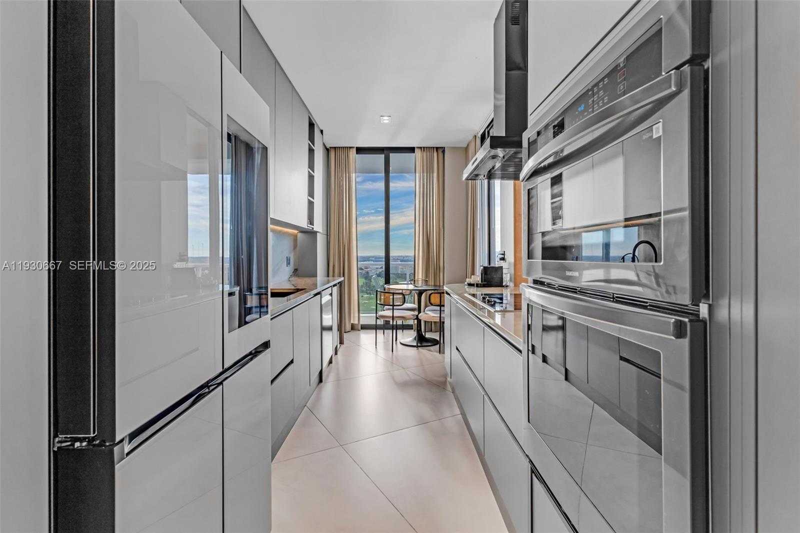 Small Image of 20281 EAST COUNTRY CLUB DR #TW7, Aventura Number 36