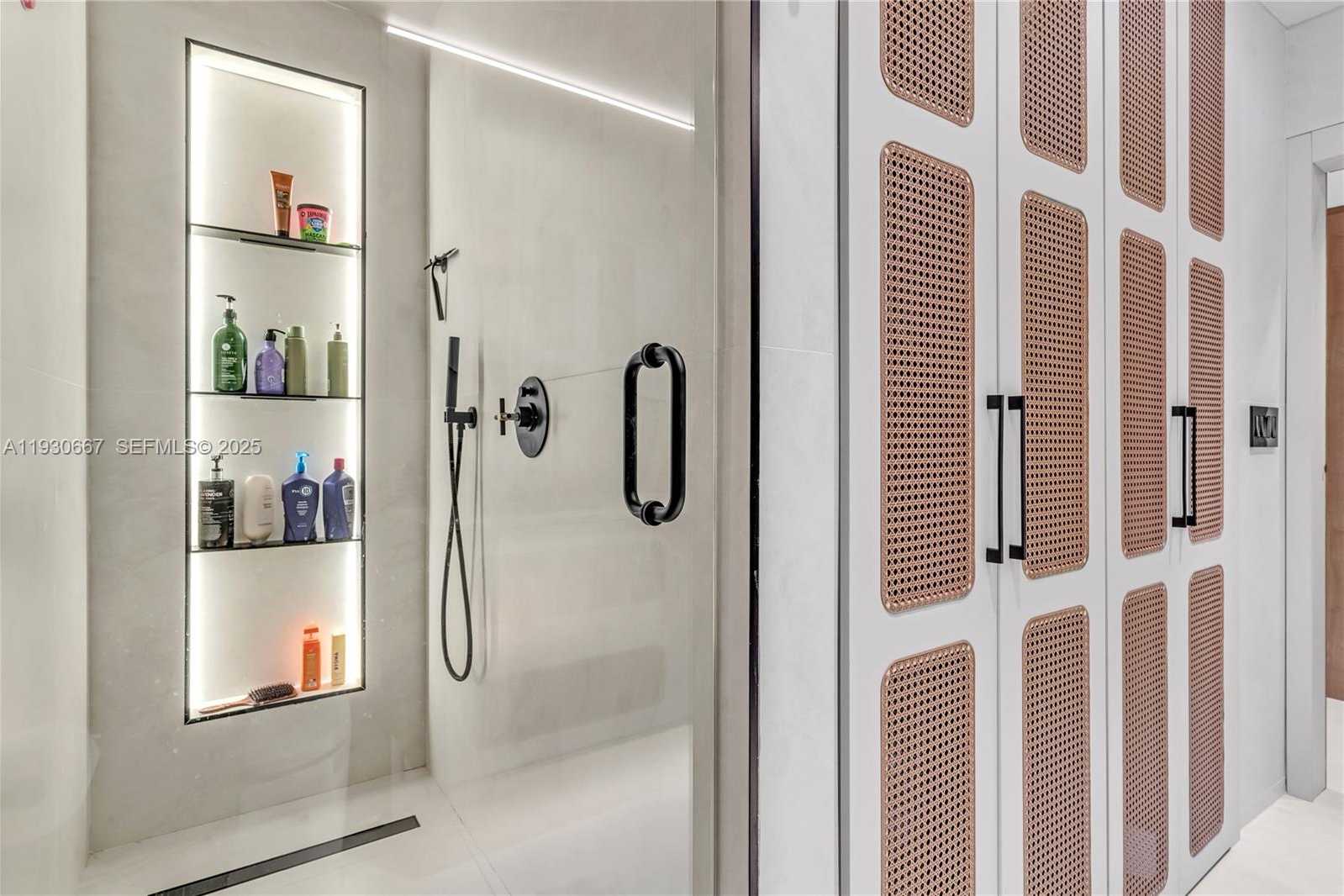 Small Image of 20281 EAST COUNTRY CLUB DR #TW7, Aventura Number 65