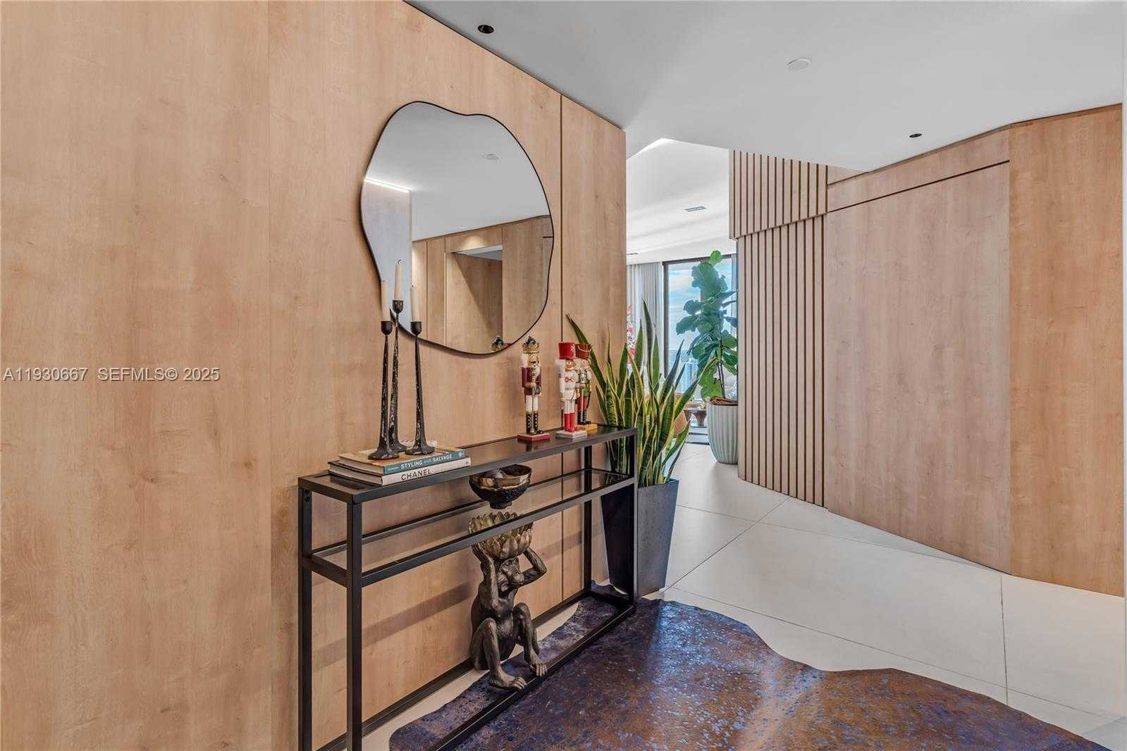 Small Image of 20281 EAST COUNTRY CLUB DR #TW7, Aventura Number 94