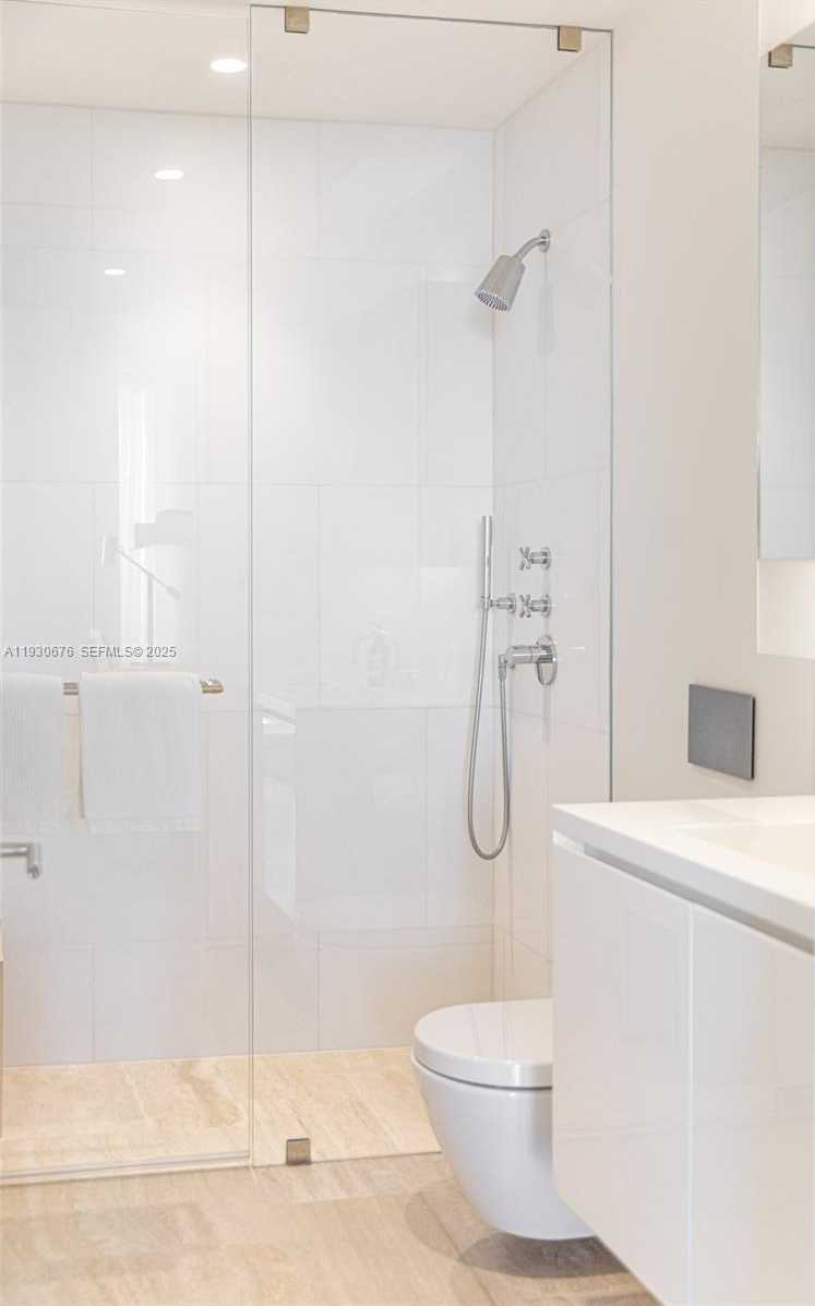 Small Image of 9001 COLLINS AVE #S-402, Surfside Number 19