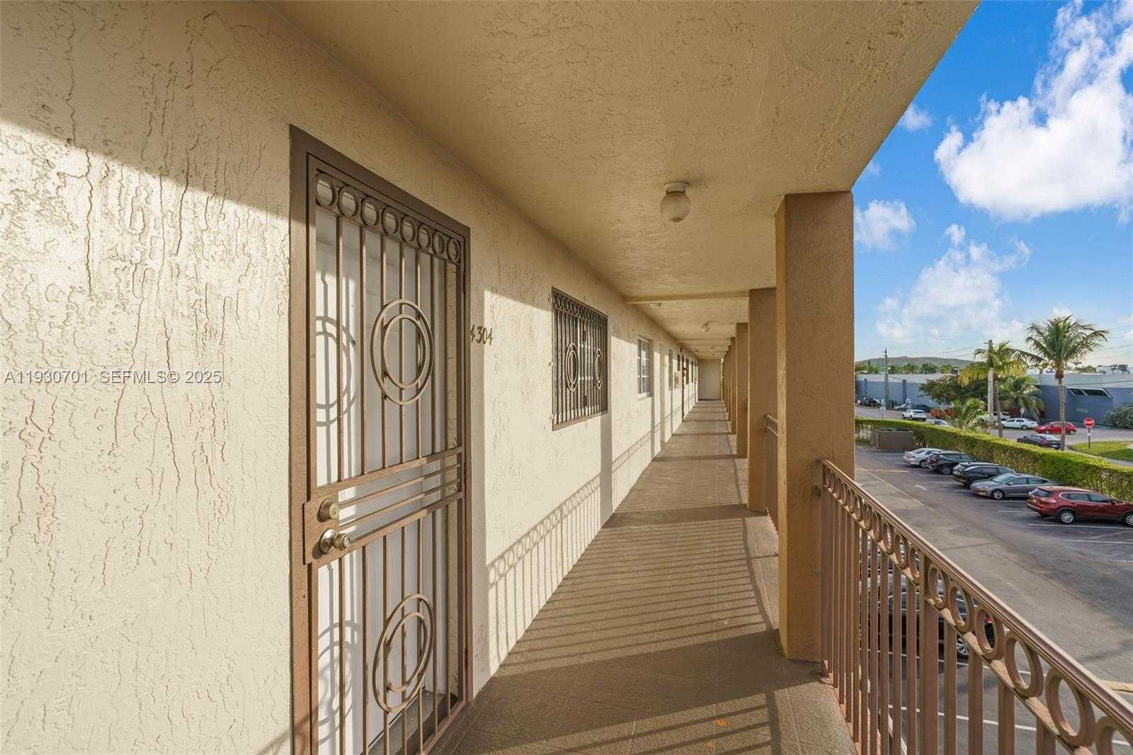 Small Image of 8851 NORTH WEST 119TH ST #4304, Hialeah Gardens Number 2