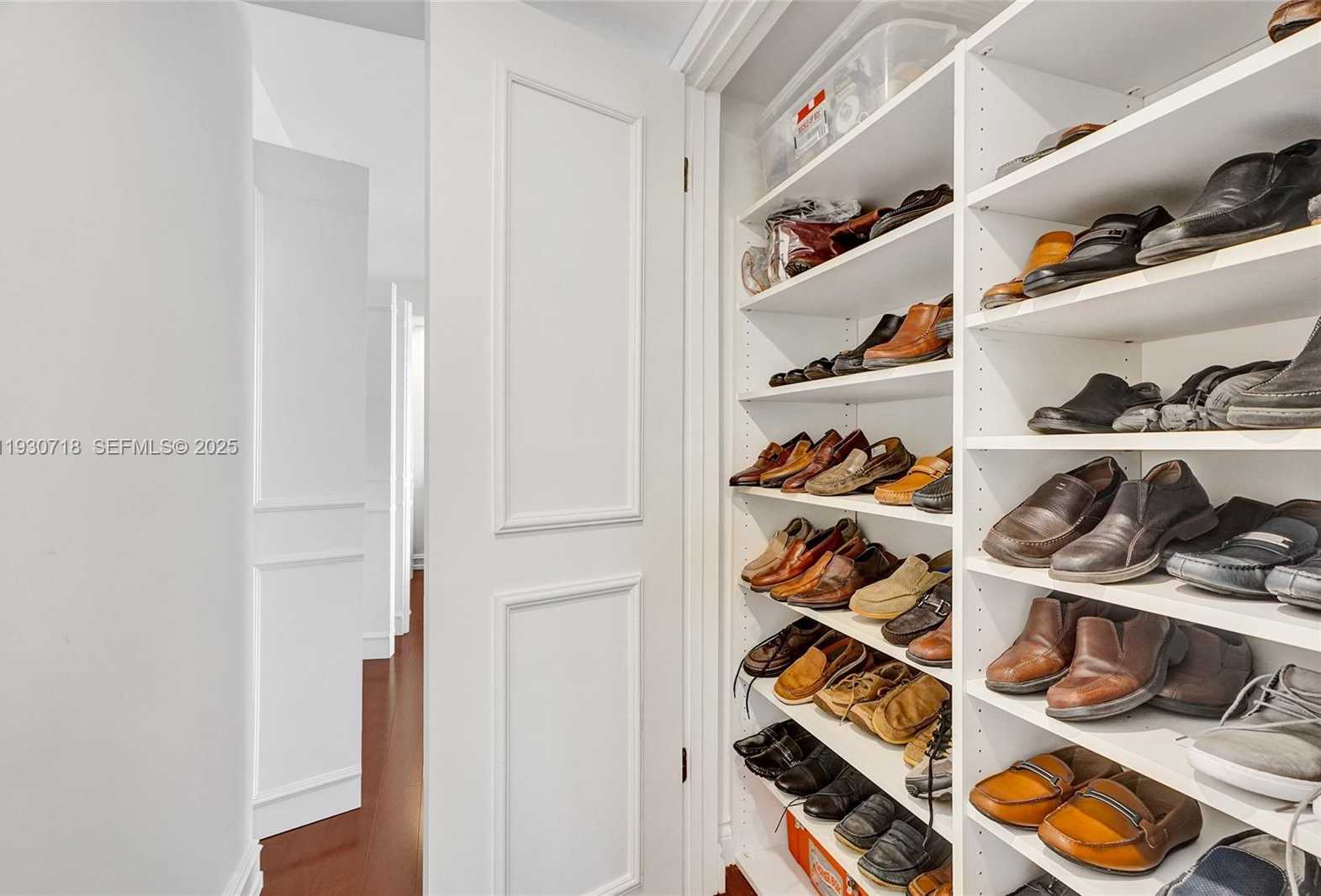 Small Image of 19355 TURNBERRY WAY #26E, Aventura Number 42