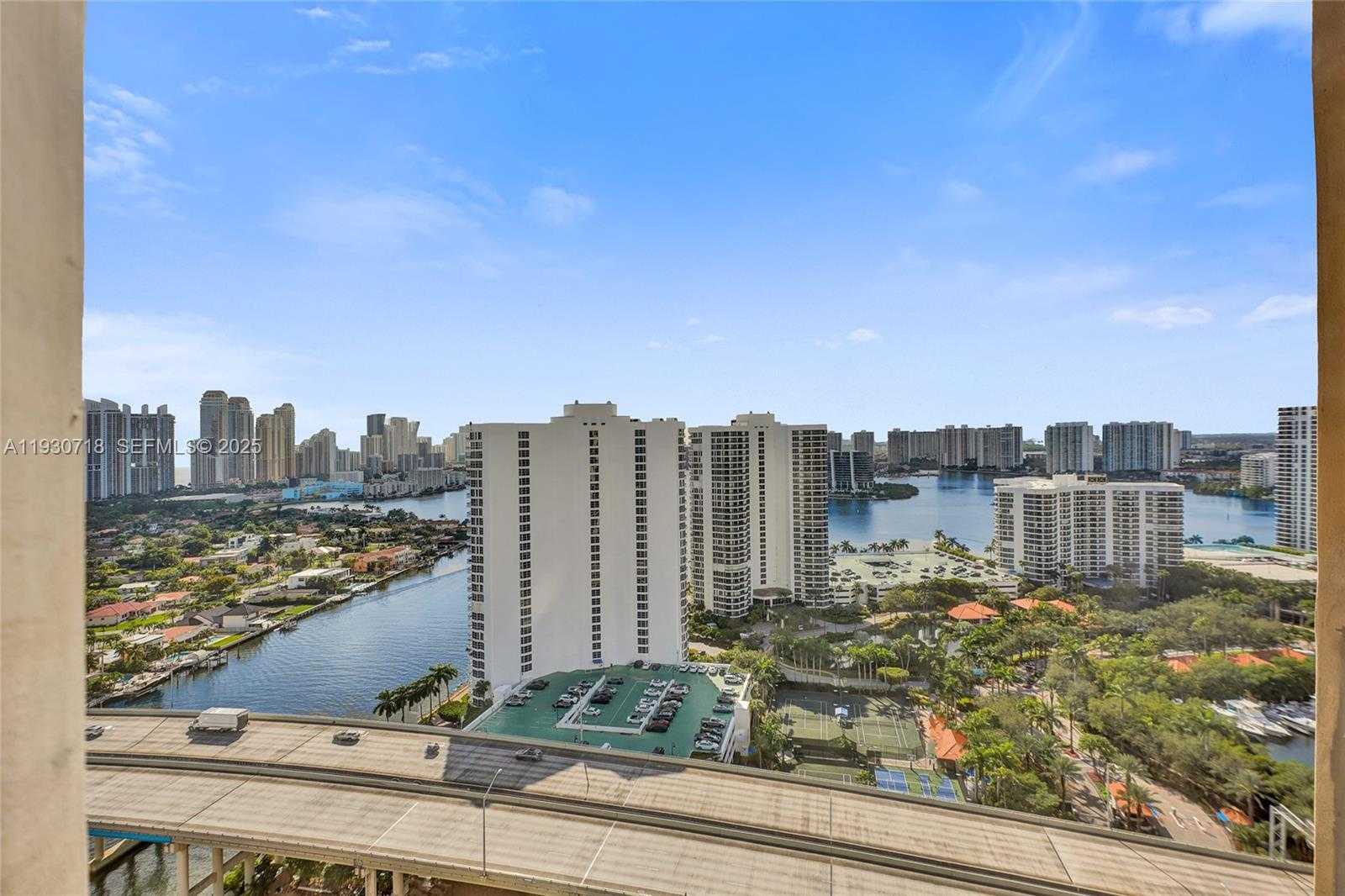 Small Image of 19355 TURNBERRY WAY #26E, Aventura Number 47