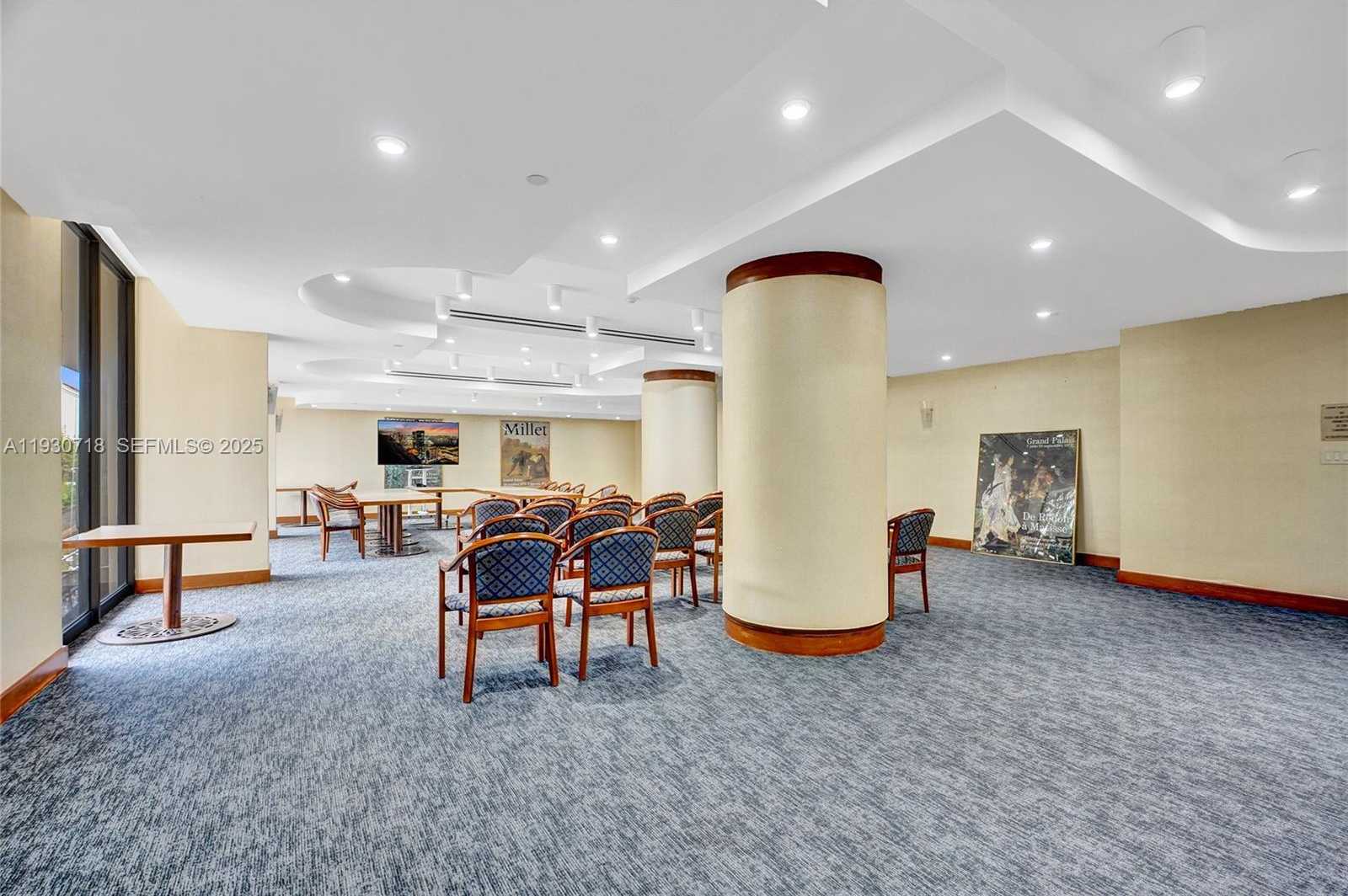 Small Image of 19355 TURNBERRY WAY #26E, Aventura Number 61