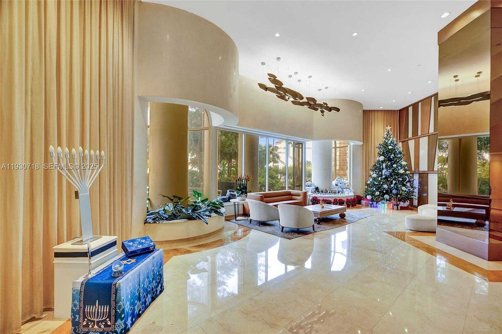 Small Image of 19355 TURNBERRY WAY #26E, Aventura Number 67