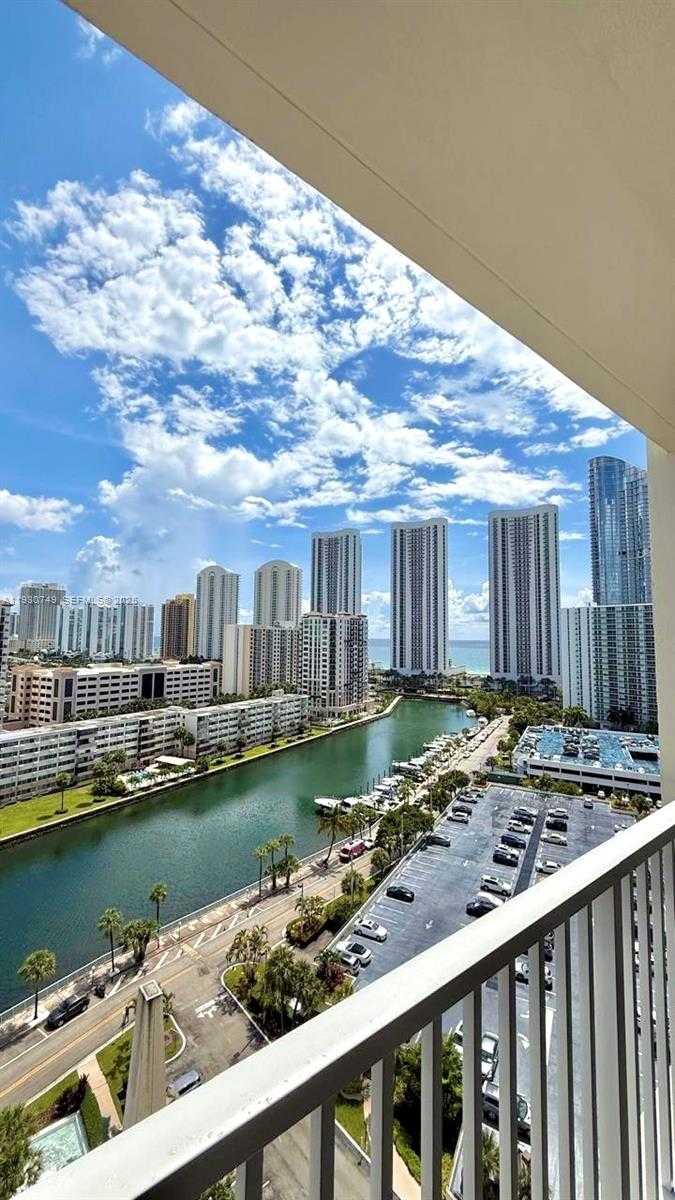 Small Image of 300 BAYVIEW DR #1603, Sunny Isles Beach Number 2