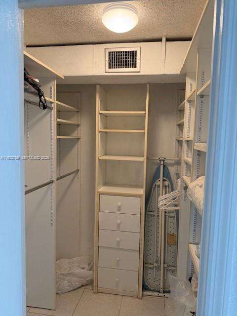 Small Image of 465 OCEAN DR #507, Miami Beach Number 13