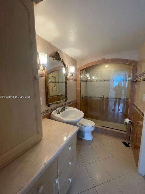 Small Image of 465 OCEAN DR #507, Miami Beach Number 17