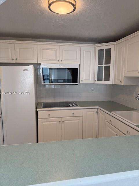 Small Image of 465 OCEAN DR #507, Miami Beach Number 2