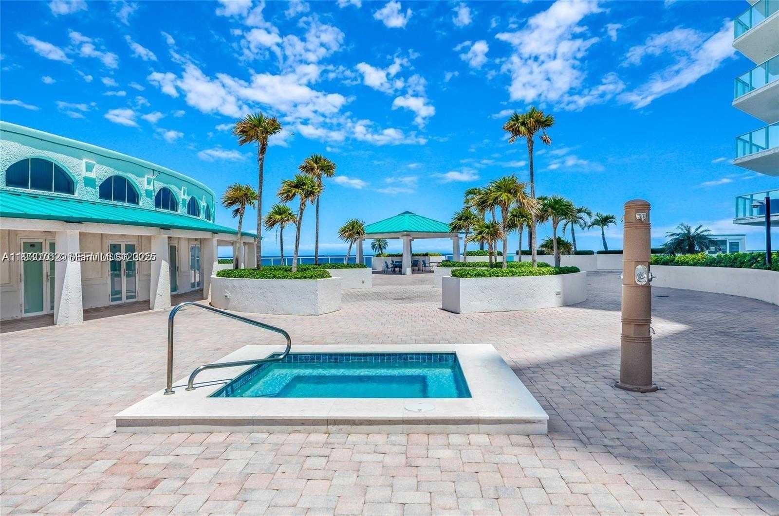 Small Image of 16445 COLLINS AVE #2722, Sunny Isles Beach Number 3