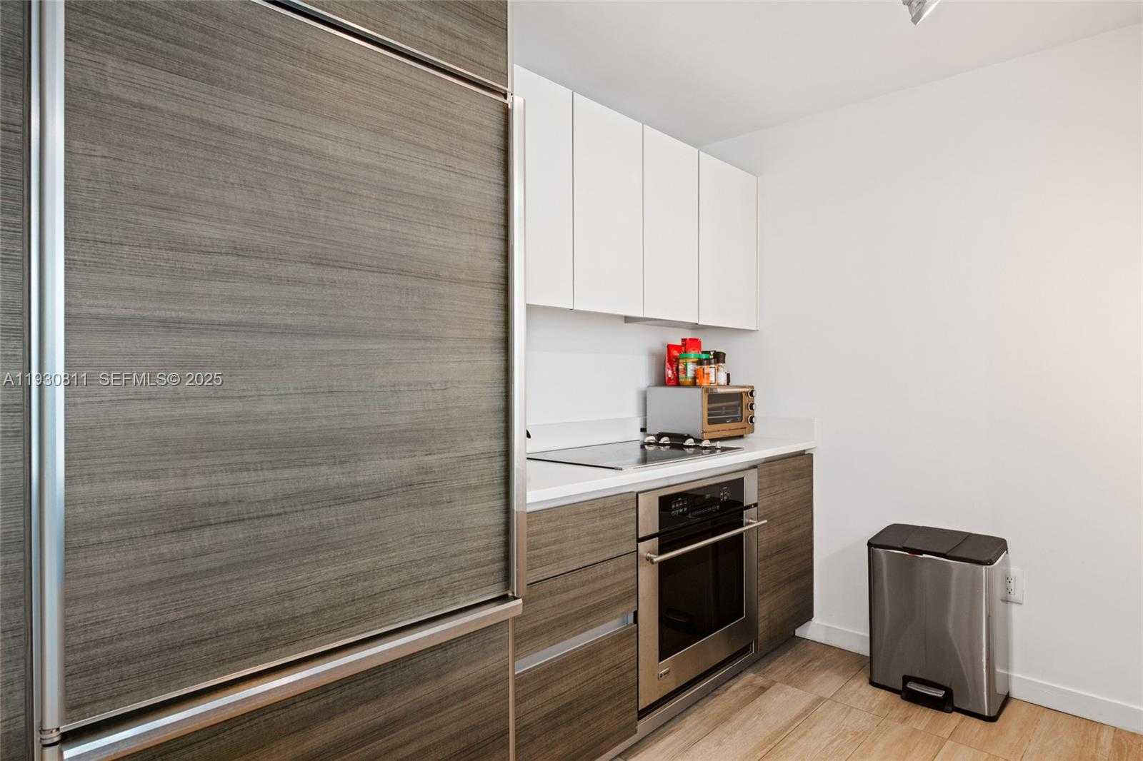 Small Image of 1100 SOUTH MIAMI AVE #702, Miami Number 7