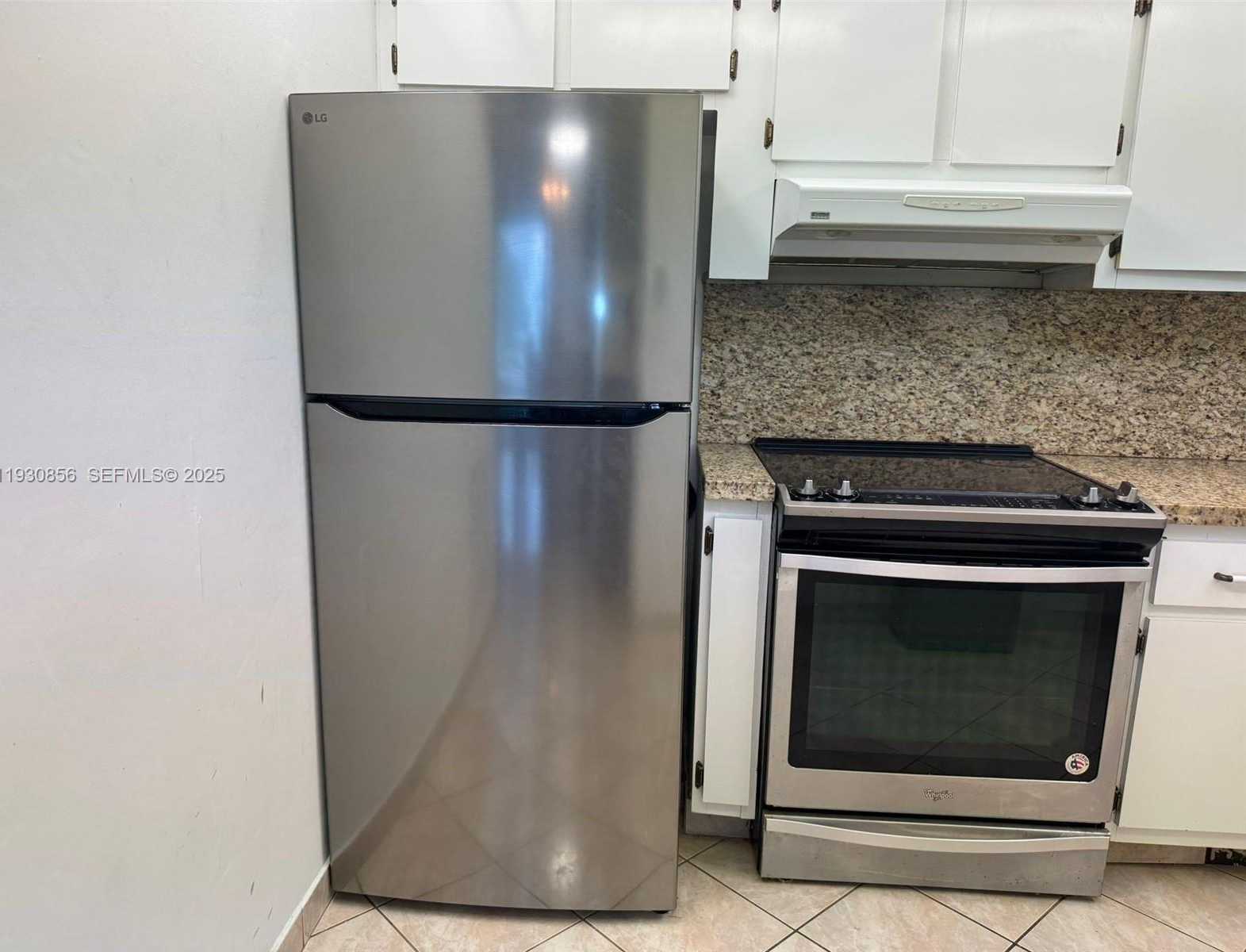 Small Image of 201 180 TH DR #114, Sunny Isles Beach Number 12