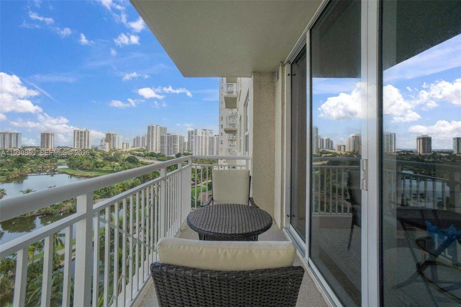 Small Image of 19501 WEST COUNTRY CLUB DR #1202, Aventura Number 32