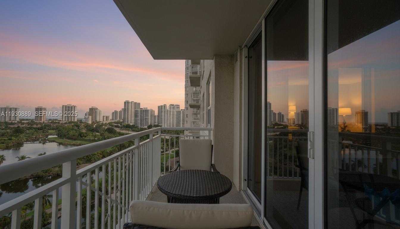Small Image of 19501 WEST COUNTRY CLUB DR #1202, Aventura Number 34